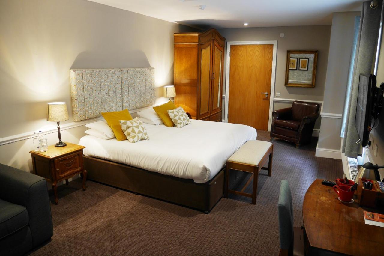 The Fleece Otel Witney Dış mekan fotoğraf