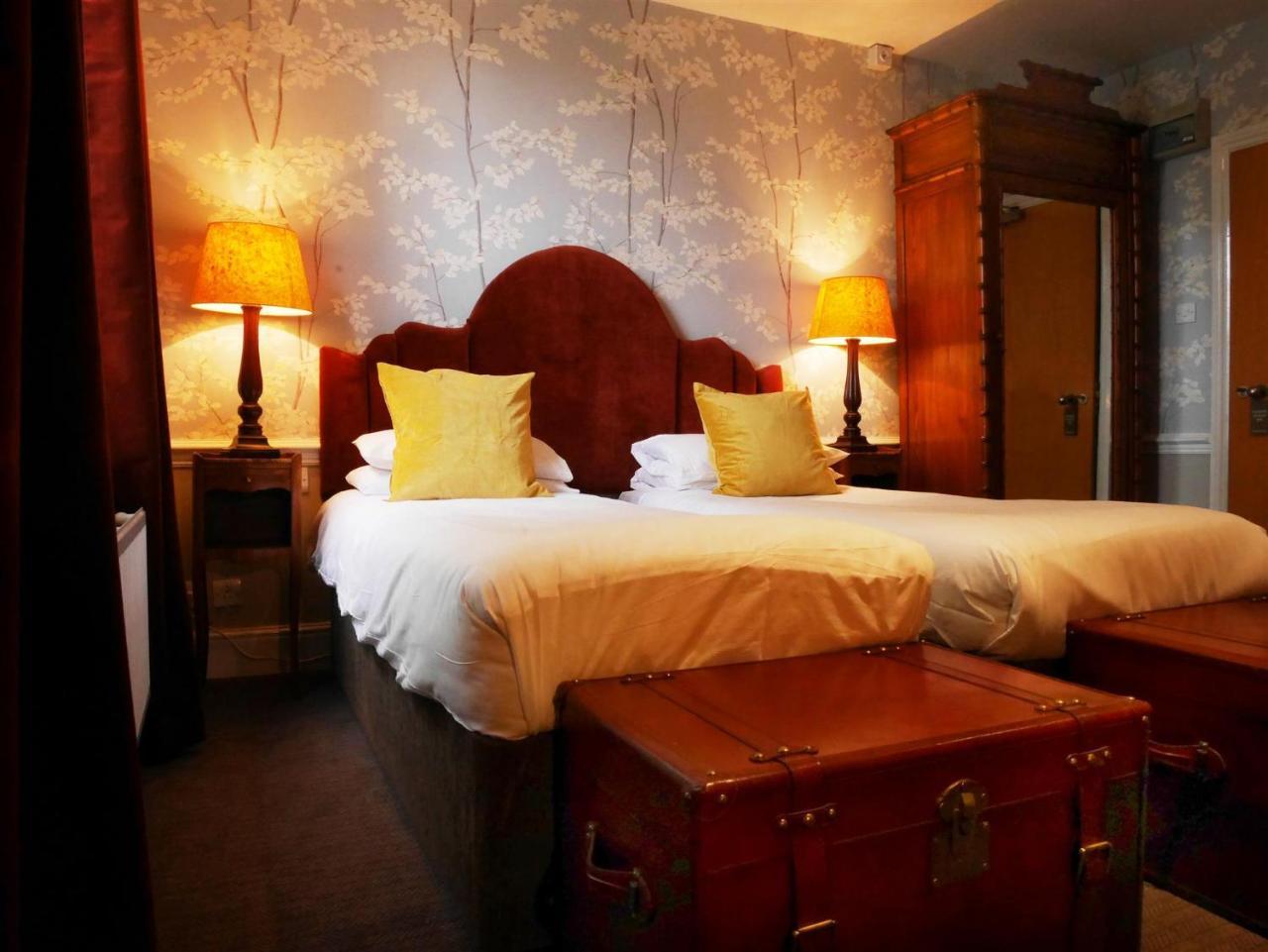 The Fleece Otel Witney Dış mekan fotoğraf