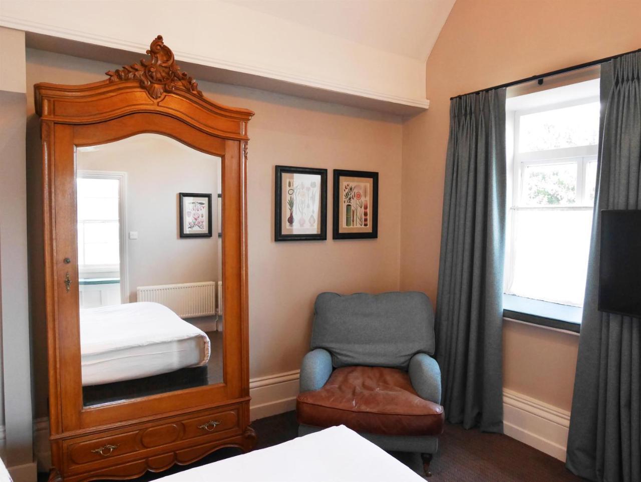 The Fleece Otel Witney Dış mekan fotoğraf